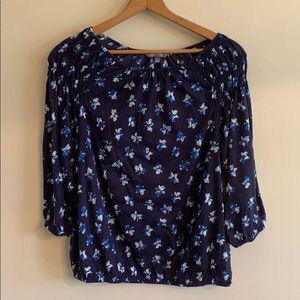 Woman’s navy floral 3/4 sleeve shirt